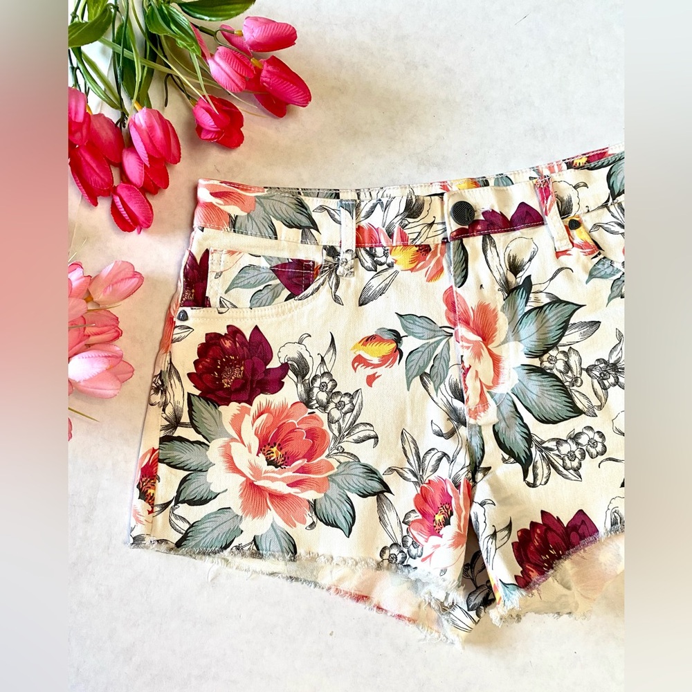 Kut from the Kloth Floral Frayed Shorts